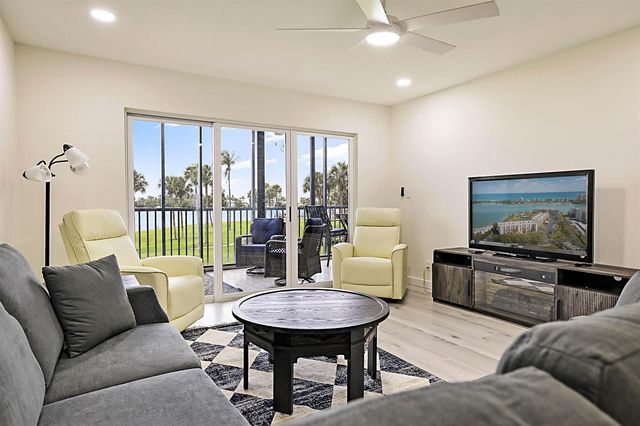 300 Intracoastal Place 203, Jupiter, FL 33469