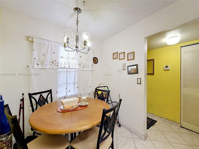 3000 NW 48th Ter 126, Lauderdale Lakes, FL 33313