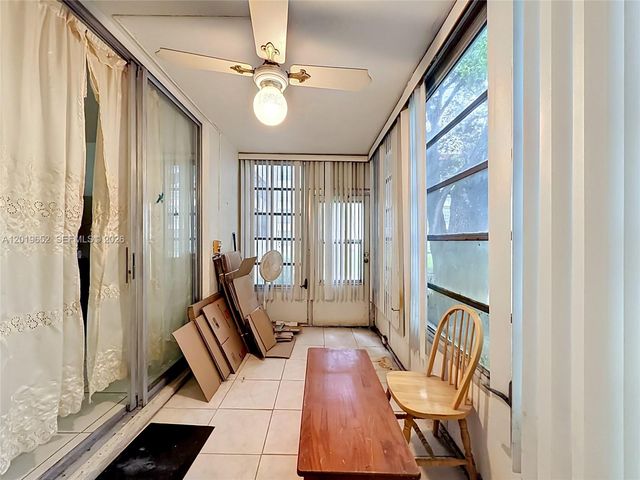 3000 NW 48th Ter 126, Lauderdale Lakes, FL 33313