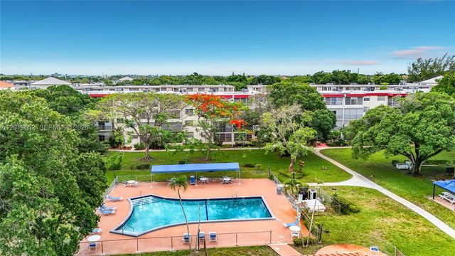 3000 NW 48th Ter 126, Lauderdale Lakes, FL 33313