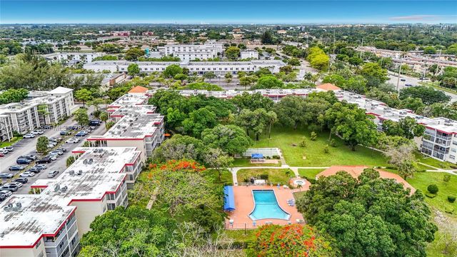 3000 NW 48th Ter 126, Lauderdale Lakes, FL 33313