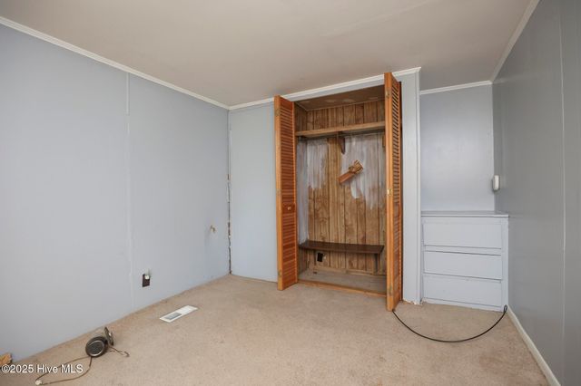 1145 S Parker Road, Holly Ridge, NC 28445