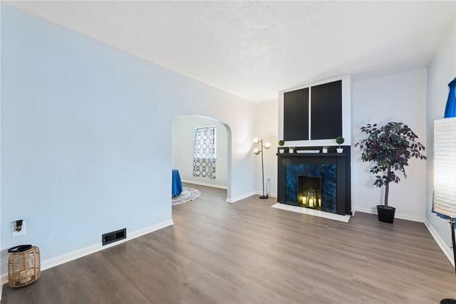 1131 Irwin Street, Aliquippa, PA 15001