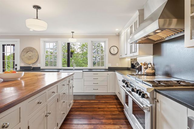 15 Happy Hill Road, Norwich, VT 05055