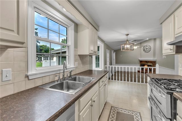 465 Rowley Road, Cheektowaga, NY 14043