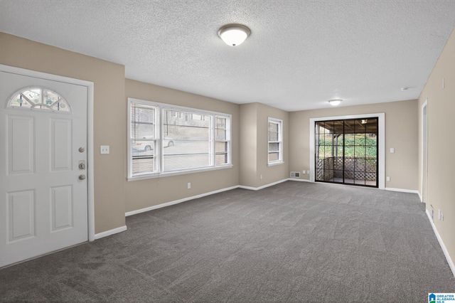 2633 1ST STREET NE, Center Point, AL 35215