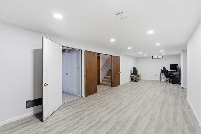 3043 S Custer Ave, Wichita, KS 67217