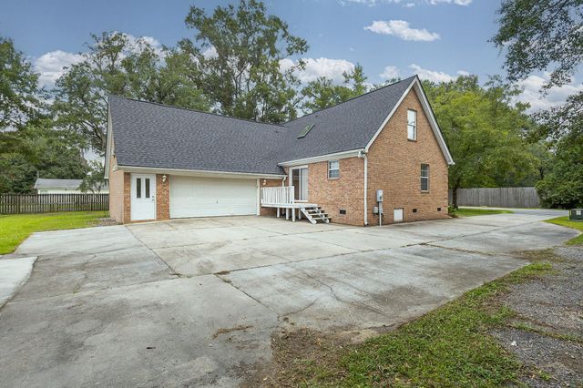 1003 Striper Avenue, Moncks Corner, SC 29461