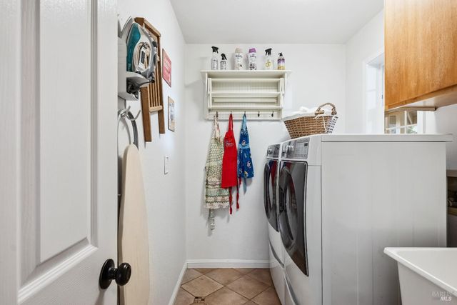 5701 Ridgewood Rd, Willits, CA 95490