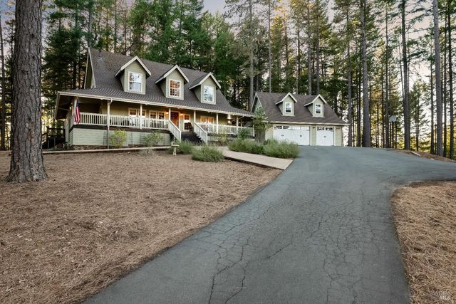 5701 Ridgewood Rd, Willits, CA 95490