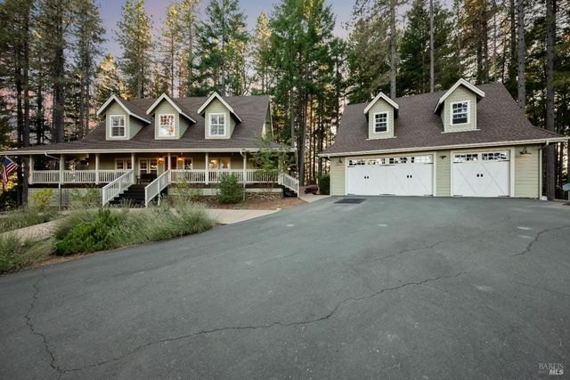 5701 Ridgewood Rd, Willits, CA 95490