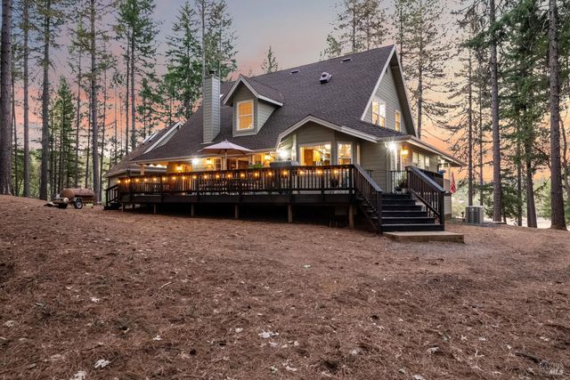 5701 Ridgewood Rd, Willits, CA 95490