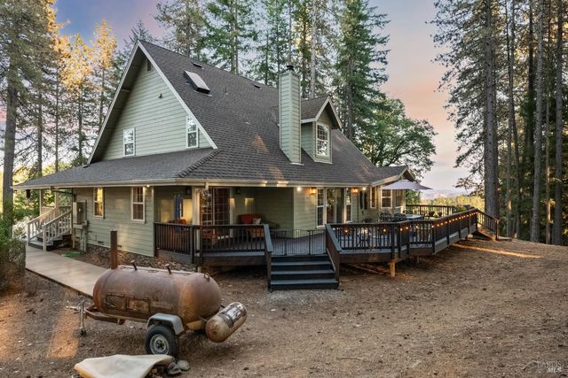 5701 Ridgewood Rd, Willits, CA 95490