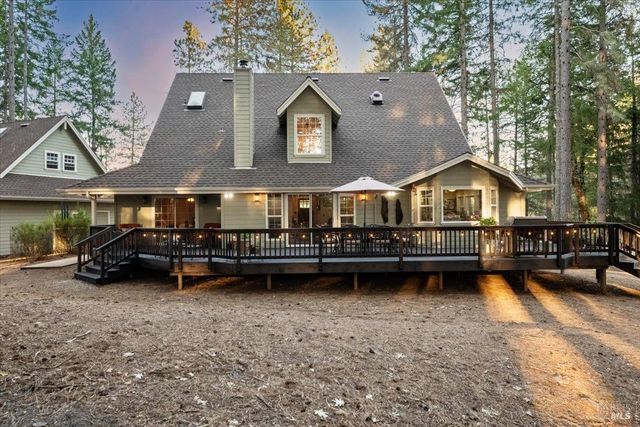 5701 Ridgewood Rd, Willits, CA 95490