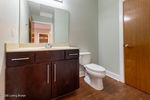 110 S Campbell St 213, Louisville, KY 40206