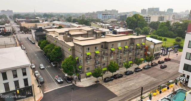 110 S Campbell St 213, Louisville, KY 40206