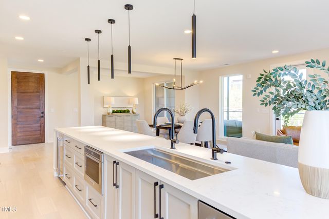 620 N Roxboro Street 43, Durham, NC 27701