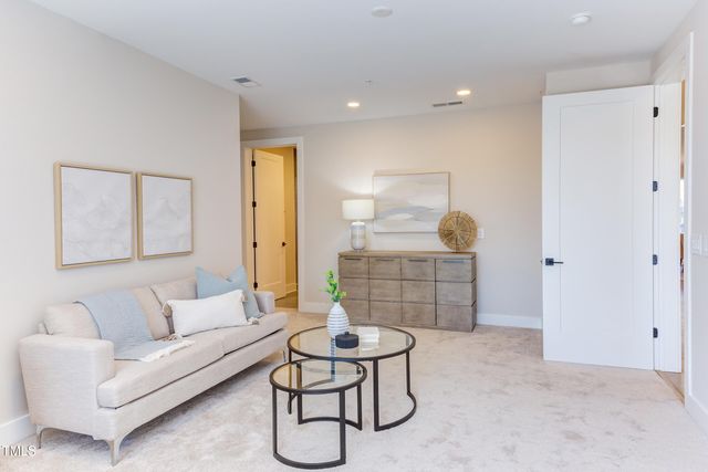 620 N Roxboro Street 43, Durham, NC 27701