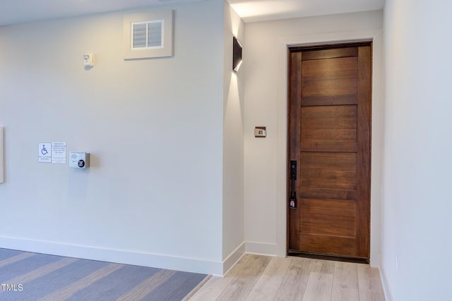 620 N Roxboro Street 43, Durham, NC 27701