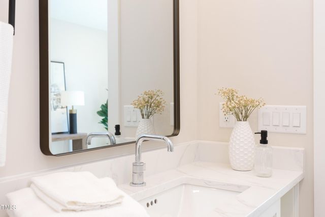 620 N Roxboro Street 43, Durham, NC 27701