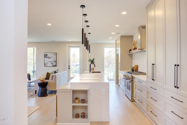 620 N Roxboro Street 43, Durham, NC 27701