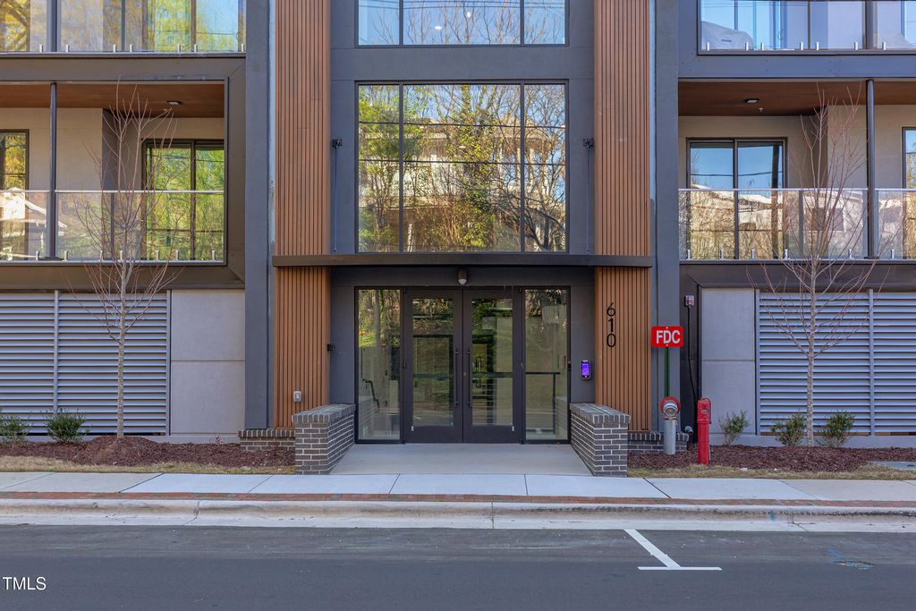 620 N Roxboro Street 43, Durham, NC 27701