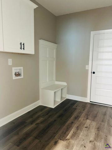 114 Early Drive, Byron, GA 31008