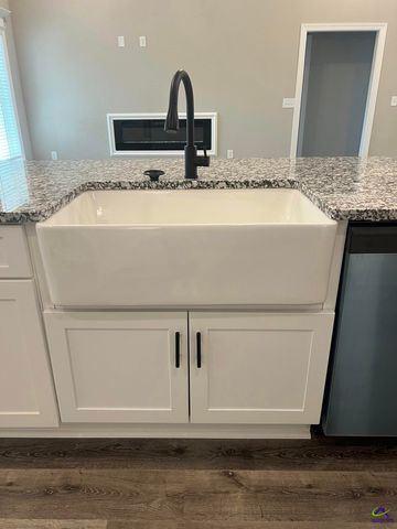 114 Early Drive, Byron, GA 31008