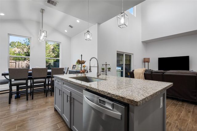 18 Amelia Court, Montgomery, TX 77356