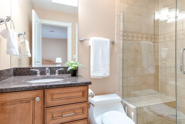 878 Writer Court, Vernon Hills, IL 60061