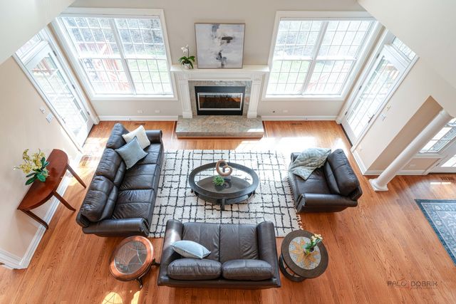 878 Writer Court, Vernon Hills, IL 60061