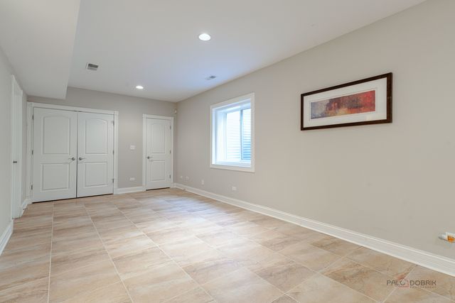 878 Writer Court, Vernon Hills, IL 60061