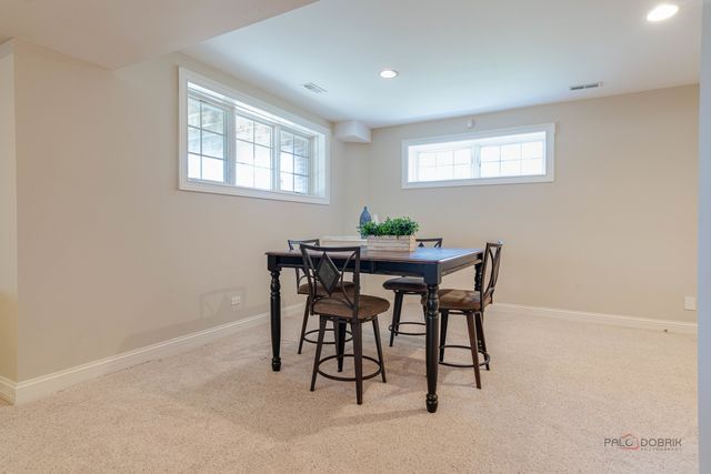 878 Writer Court, Vernon Hills, IL 60061