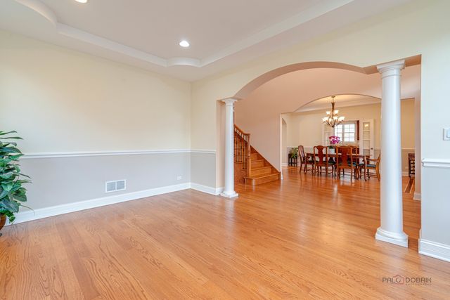 878 Writer Court, Vernon Hills, IL 60061