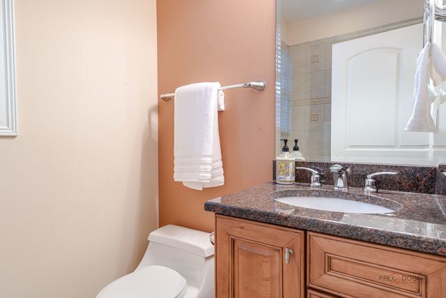 878 Writer Court, Vernon Hills, IL 60061