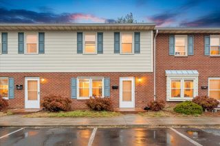 W 435 Burwell ST, Salem, VA 24153