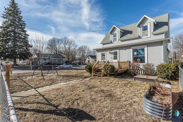 1201 N Dakota Ave Avenue, Sioux Falls, SD 57104