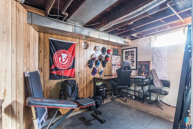 1201 N Dakota Ave Avenue, Sioux Falls, SD 57104