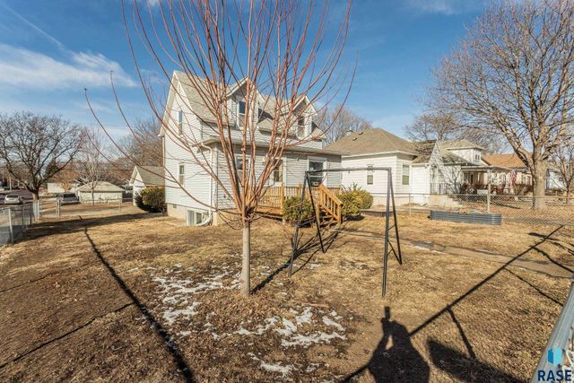 1201 N Dakota Ave Avenue, Sioux Falls, SD 57104