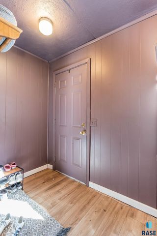 1201 N Dakota Ave Avenue, Sioux Falls, SD 57104