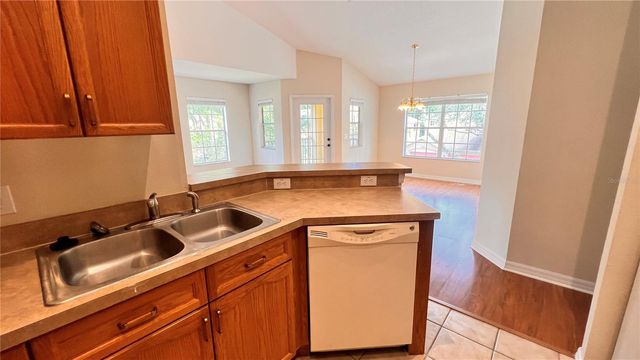 3658 OAKDALE CIRCLE 200, Oviedo, FL 32765