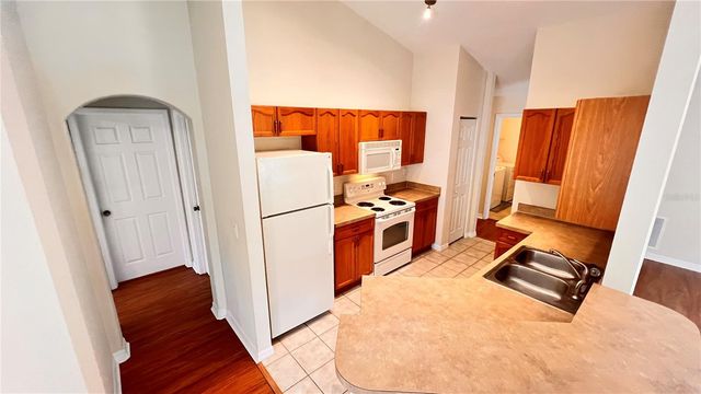 3658 OAKDALE CIRCLE 200, Oviedo, FL 32765