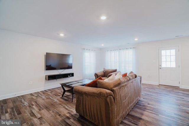 45397 ENGLEWOOD WAY, California, MD 20619