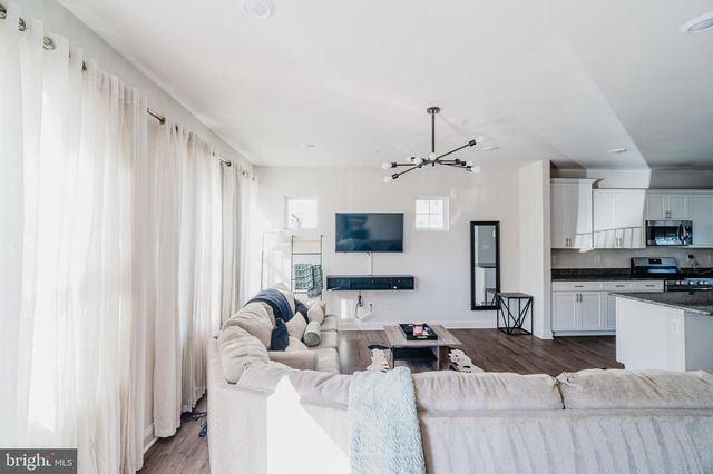 45397 ENGLEWOOD WAY, California, MD 20619