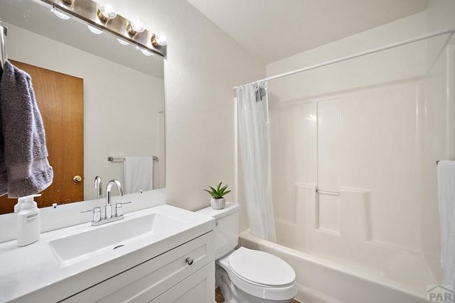 57 W Bonanza Dr, Pueblo, CO 81007