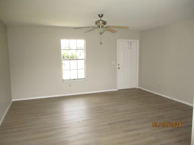 2931 SW Birtle Court, Port St. Lucie, FL 34953
