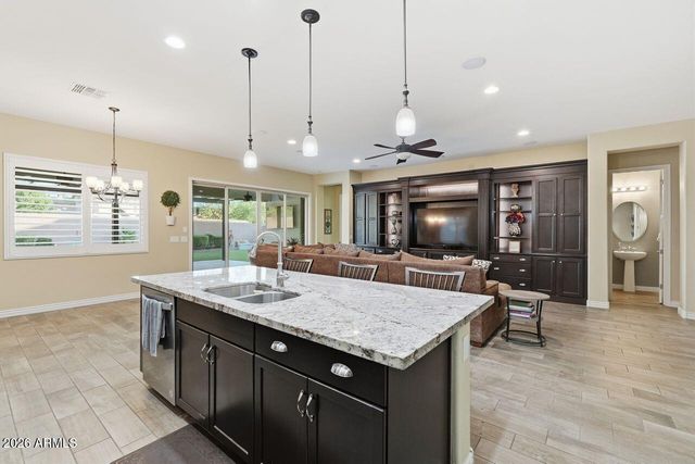 7421 W REMUDA Drive, Peoria, AZ 85383