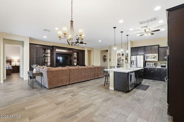 7421 W REMUDA Drive, Peoria, AZ 85383