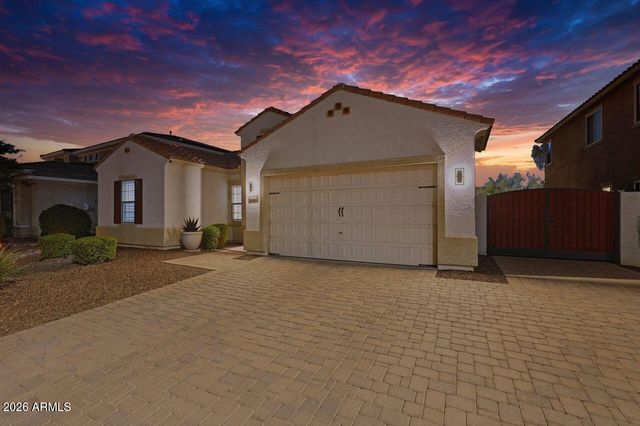 7421 W REMUDA Drive, Peoria, AZ 85383