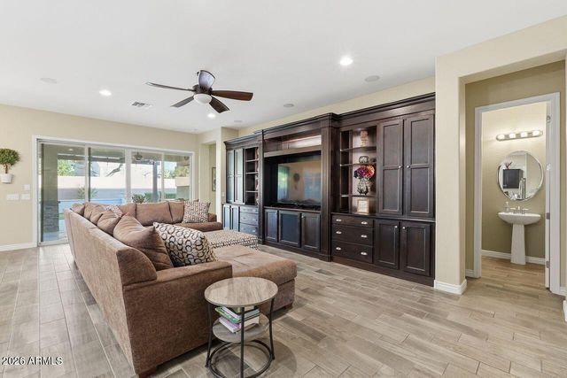 7421 W REMUDA Drive, Peoria, AZ 85383